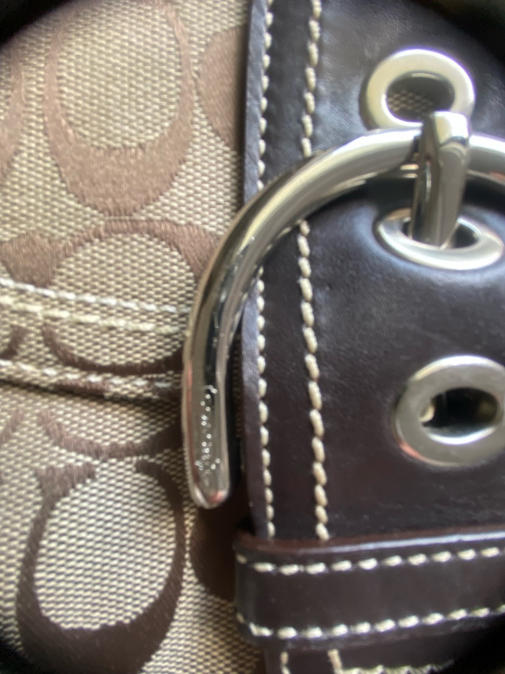 Coach signature canvas, shoulder, bag, brown, and tan Y2K style/vintage - Picture 8 of 8